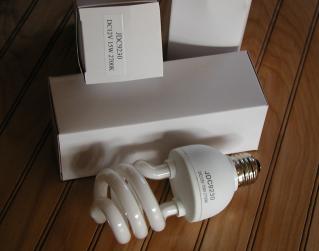 12 volt compact flourescent CF bulbs