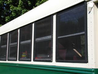 Screens on the bus